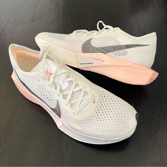 ✔️New✔️ NIKE ZoomX VaporFly Next% 3 \'Sail Crimson Tint